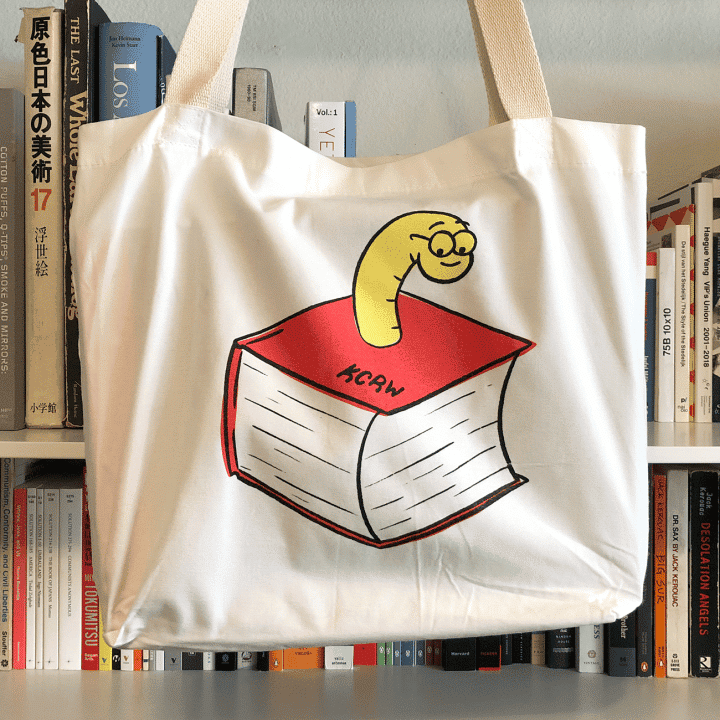 bookworm tote back kcrw spring 2020